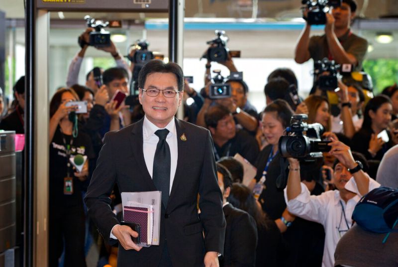 ▲泰國大選結束，民主黨成績慘澹，黨魁朱林（Jurin Laksanawisit）辭職負責。（圖／美聯社／達志影像）