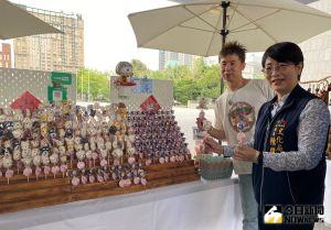 臺中街頭藝術嘉年華將登場 相揪中央公園看表演逛市集 ▲臺中街頭藝術嘉年華將登場,有56 組街頭藝人參演,歡迎相揪到中央公園看表演逛市集。(圖/記者金武鳳攝,2023.5.15)