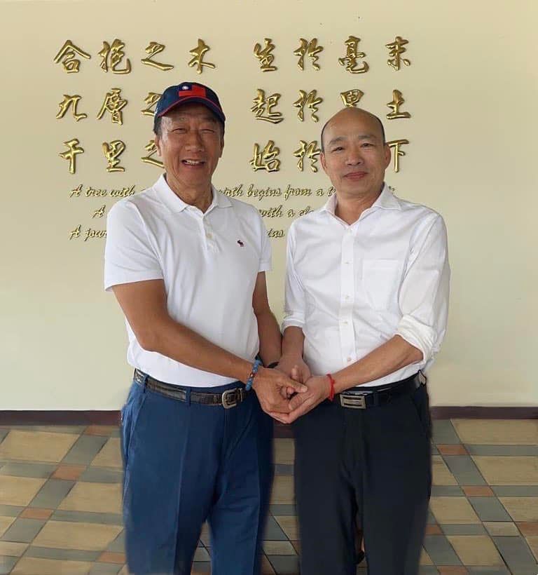 ▲郭台銘釋出與韓國瑜的合照。（圖／翻攝自郭台銘臉書）