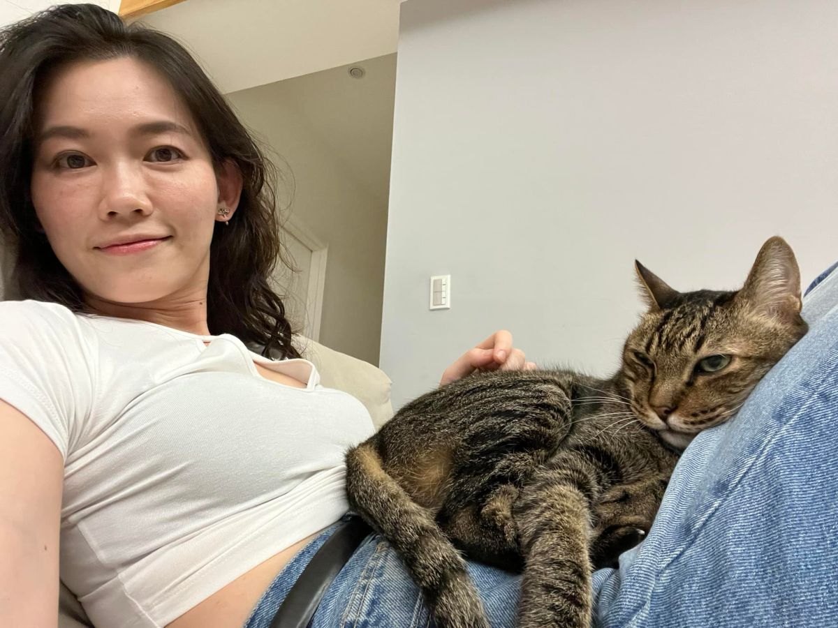 ▲台灣基進台北市黨部主委吳欣岱是心臟血管外科醫師，同時也是2個孩子加2隻貓的媽媽。（圖／翻攝吳欣岱臉書）