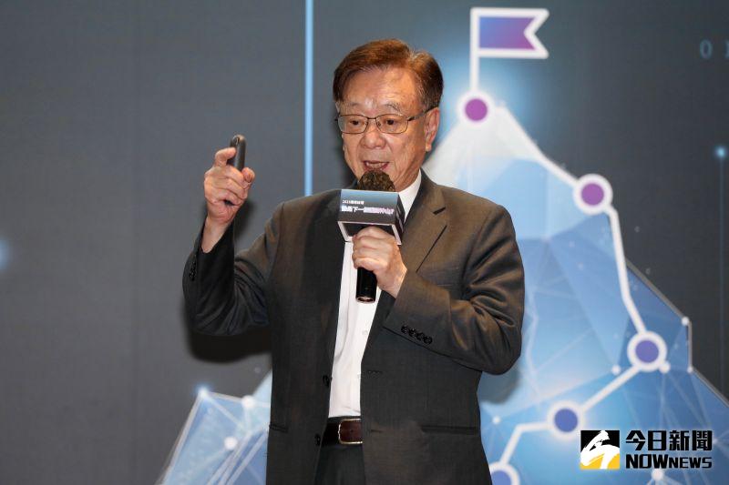 ▲聯電榮譽副董事長宣明智表示，這不是郭台銘的決定，而是他跟一些朋友認為，在這樣敏感的時間點進行大規模的中常委聚餐，似乎不太妥當，決定擇日再聚。（圖／攝影記者陳明中攝，2023.5.16）