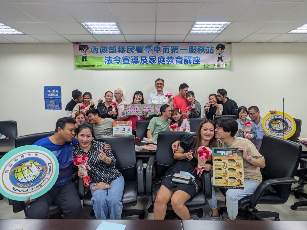 ▲移民署台中市第一服務站與新住民歡度母親節。（圖／移民署提供）