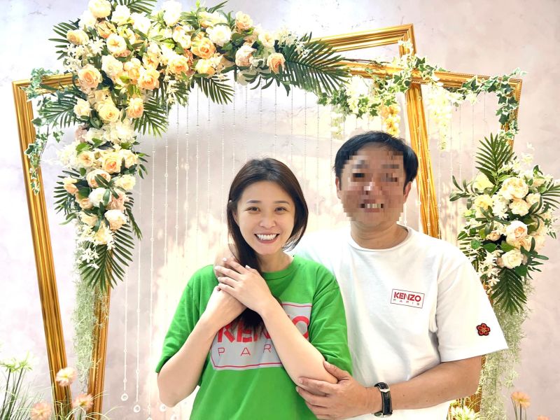 ▲李燕（左）再婚嫁給陳茂榮，沒想到僅過12天就在網路上求救。（圖／翻攝李燕老公臉書）