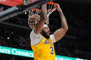 Anthony Davis半場貢獻18分,但只抓下2籃板。(圖/美聯社/達志影像) ▲Anthony Davis半場貢獻18分,但只抓下2籃板。(圖/美聯社/達志影像)