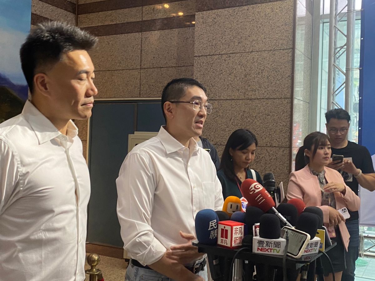 ▲郭台銘對侯友宜獲國民黨徵召參選總統表達祝賀，謝國樑稍早受訪對郭表達敬意，並喊話應尋求與民眾黨合作，國民黨單打獨鬥或許仍不足。（圖／記者翁子竣攝，2023.05.17）