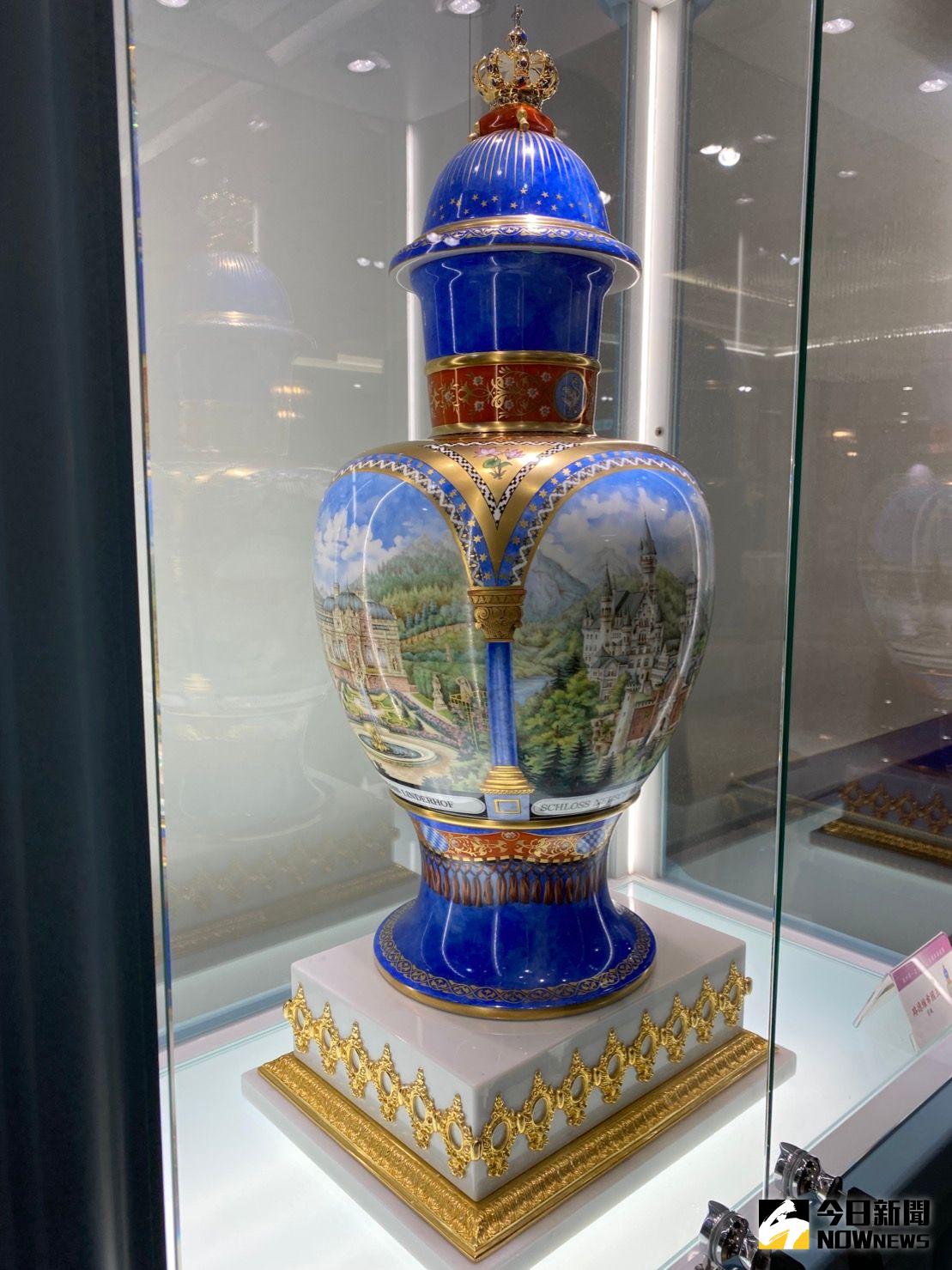 ▲名為「路德維希國王」花瓶，售價高達1400萬元，全球限量10件，已有企業主相中收藏。（圖／記者金武鳳攝，2023.5.17)