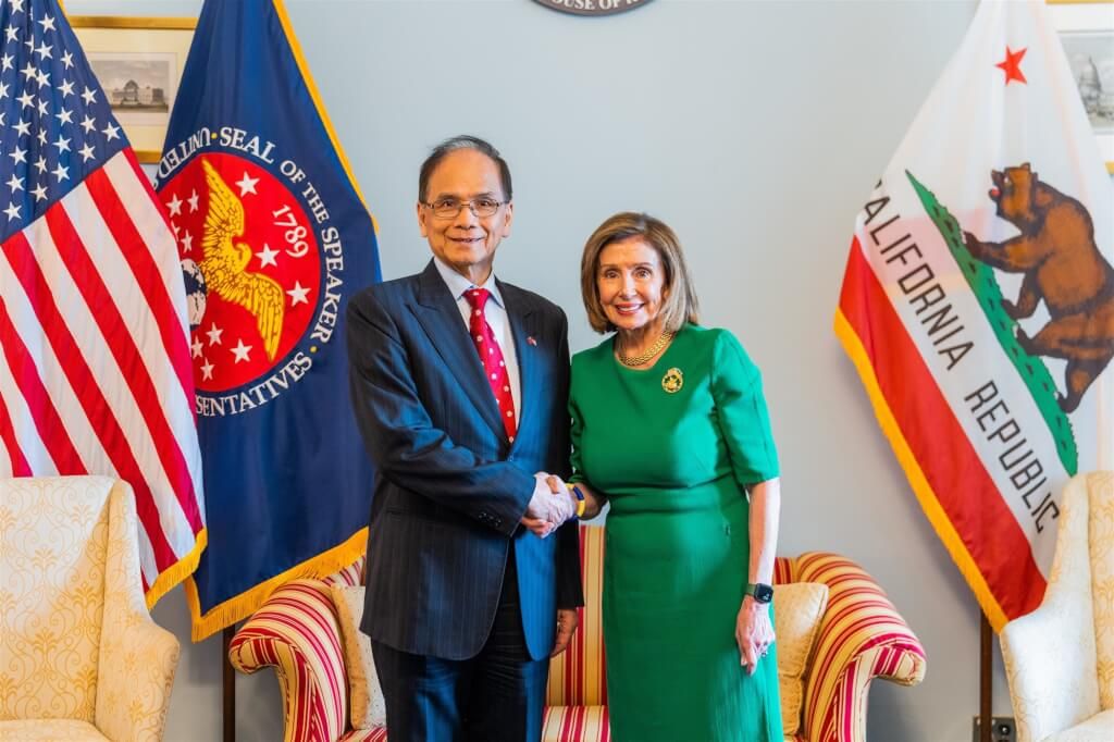 ▲游錫堃率團訪問華府，今天相繼拜會美國前眾議院議長裴洛西、眾議院外委會主席麥考爾。（圖／中央社）