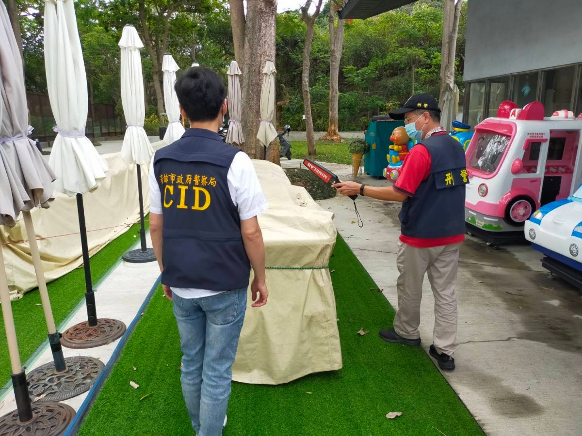 ▲警方全面巡檢壽山動物園場域。（圖／高雄市觀光局提供）