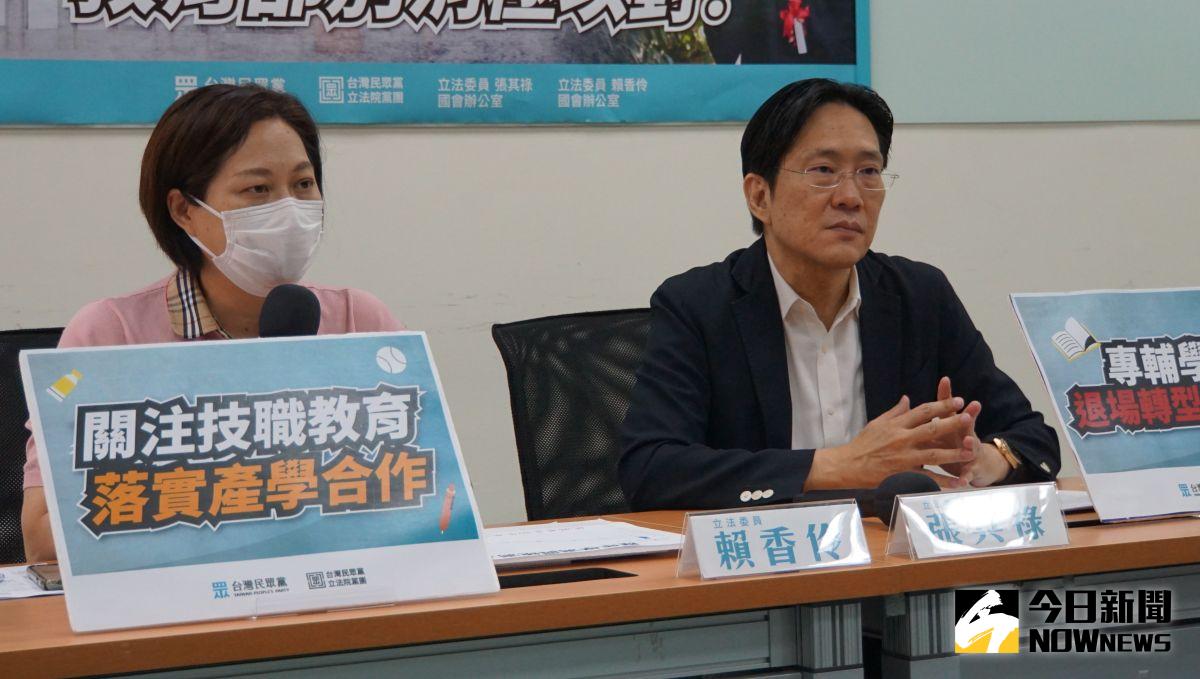 ▲民眾黨立法院黨團幹事長張其祿、副總召賴香伶召開「高教崩盤、中國搶招 教育部別消極以對！」記者會。（圖／記者呂炯昌攝，2023.05.18）