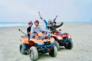▲《花甲少年趣旅行》游安順、蔡秋鳳、安心亞、黃鐙輝,結伴去好山好水的花蓮旅行。(圖/東森提供) ▲《花甲少年趣旅行》游安順、蔡秋鳳、安心亞、黃鐙輝,結伴去好山好水的花蓮旅行。(圖/東森提供)