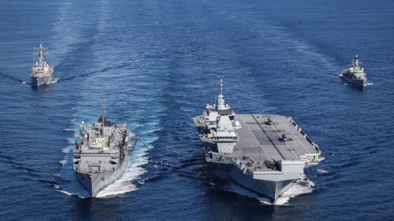 ▲英國宣布將在2025年再次向太平洋地區派遣以航艦伊麗莎白女王號為核心的航艦打擊群。圖為伊麗莎白女王號航空母艦群。（圖／取自英國皇家海軍網頁royalnavy.mod.uk）