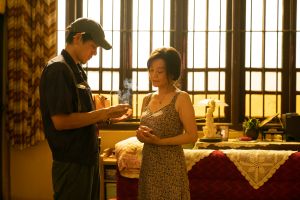 ▲《熱帶往事》由彭于晏(左)、張艾嘉主演。(圖/華映娛樂提供) ▲《熱帶往事》由彭于晏(左)、張艾嘉主演。(圖/華映娛樂提供)