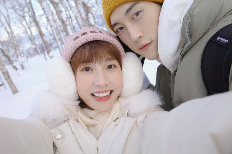 ▲日前范姜彥豐（右）貼出和粿粿合照，疑似回應婚變，在社群掀起討論，今日娛樂話題還有金鐘獎上小S和蔡康永的合體等等。（圖 / 粿粿臉書）