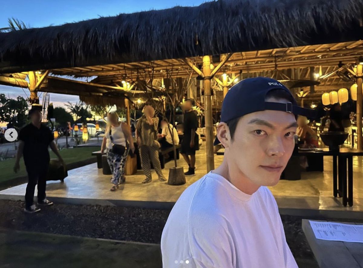 ▲金宇彬和申敏兒到峇里島甜蜜約會，他昨日曬出女友視角照，甜蜜氛圍閃瞎許多粉絲。 （圖／翻攝自金宇彬IG）