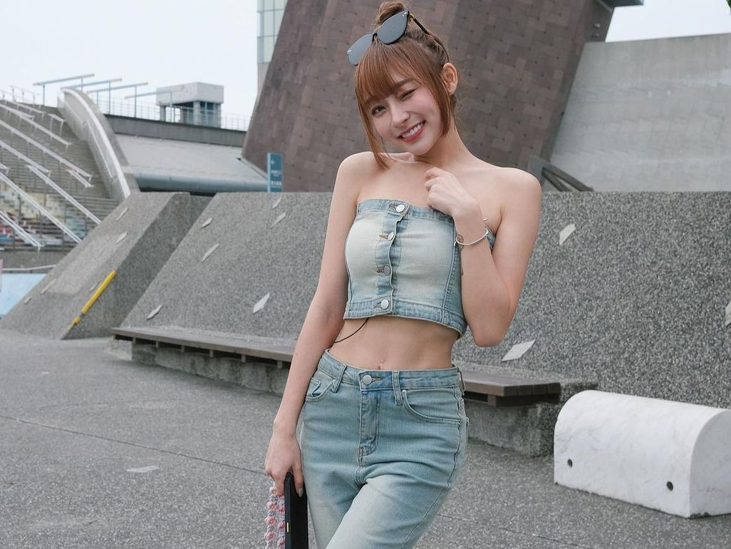 ▲本週日（21）就是小滿，小孟老師提醒這天忌露肚臍。林襄甜姐兒先忍忍，答應我週日先別穿中空的辣衣啊。（圖／翻攝林襄IG）