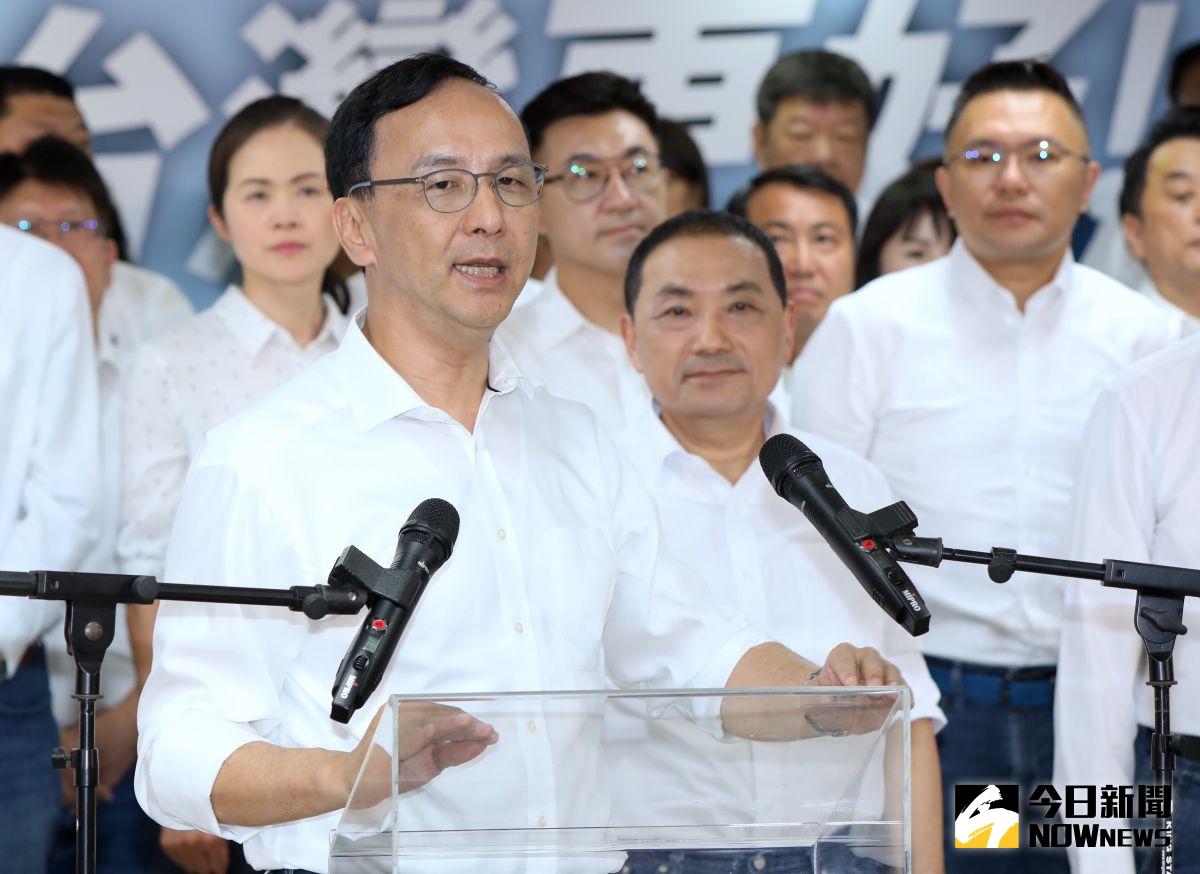 ▲有媒體報導，朱立倫、侯友宜雙方陣營幕僚日前為整合一事爆發嚴重口角，國民黨今回應否認此事，並喊話「造謠者」勿放話破壞團結。（資料照片／記者陳明中攝）