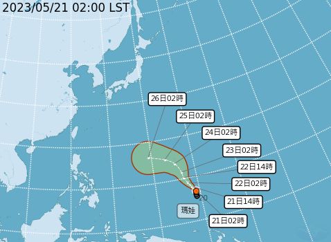 ▲輕度颱風「瑪娃」持續增強，最快明（22）日下午就會增強為「中度颱風」。（圖／中央氣象局提供）
