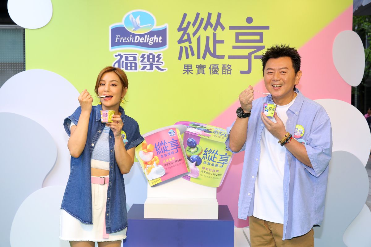 ▲鹿希派在《嗨！營業中2》一問三不知，被網友轟「顏佑庭2.0」，對此，莎莎（左）和庹宗康（右）今日出席記者會也替他說話。（圖／品牌提供）