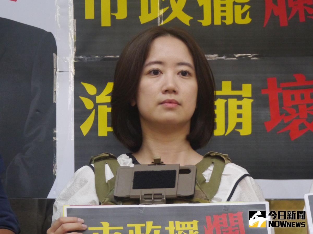 ▲民進黨新北市議員戴瑋姍評侯友宜為「台南人沒眼睛」說法道歉，砲轟「話說多了就會破功」，這才是侯友宜的真本性。（圖 ／記者吳嘉億攝）