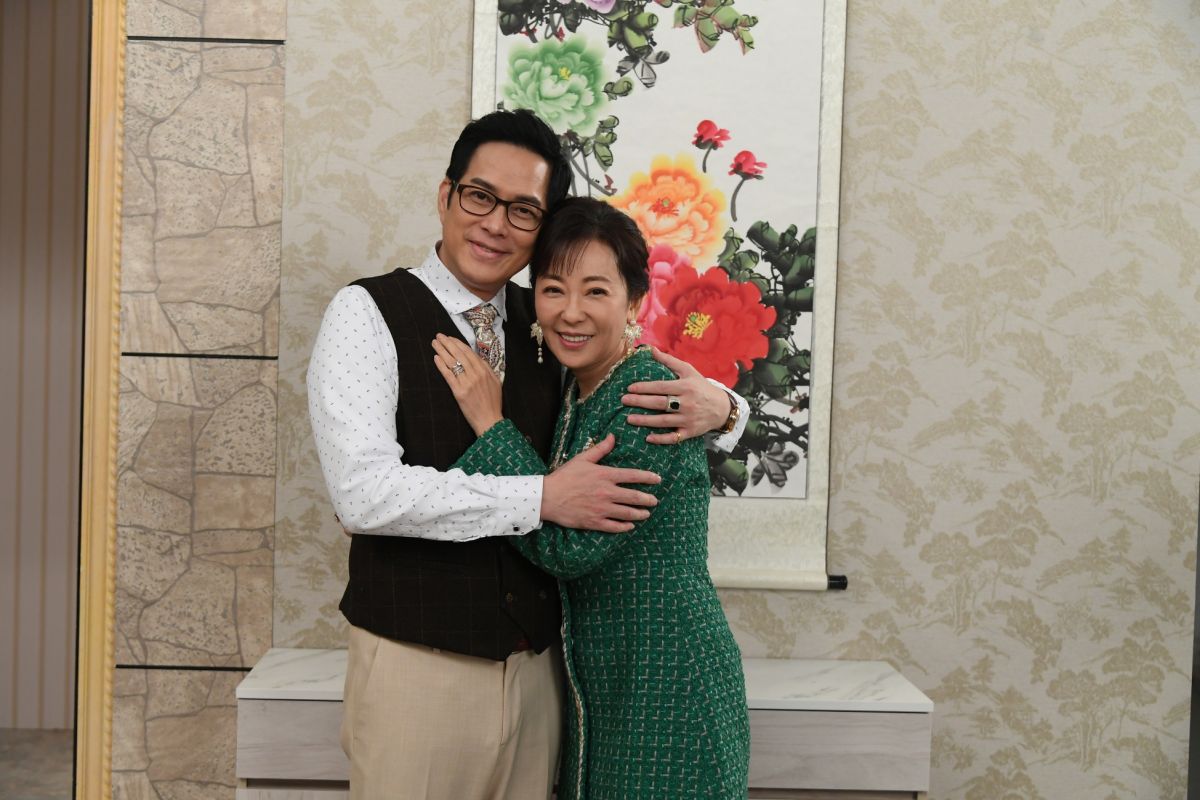 ▲《天道》劇情走到總裁林健寰（左）罹患睪丸癌，妻子況明潔不離不棄。（圖／三立）