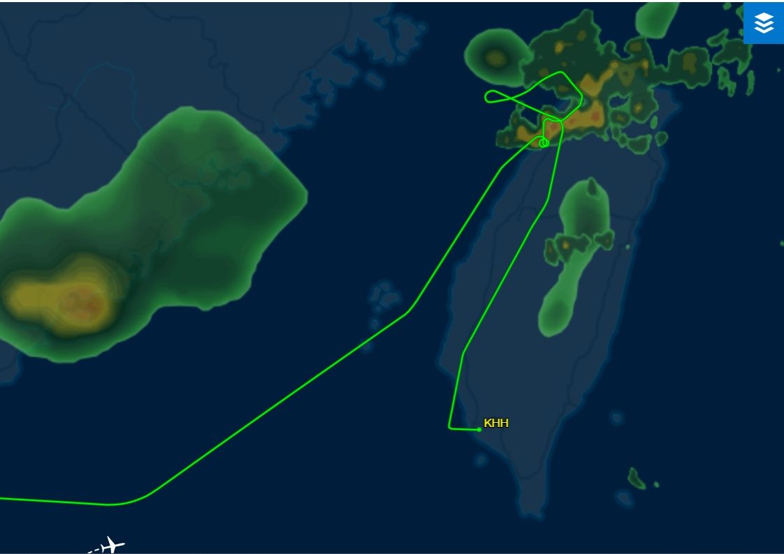 ▲馬來西亞航空MH68航班、長榮航空BR238、BR216航班、星宇航空JX718等航班轉降高雄機場，圖為JX718航班。（圖／截自flightaware）