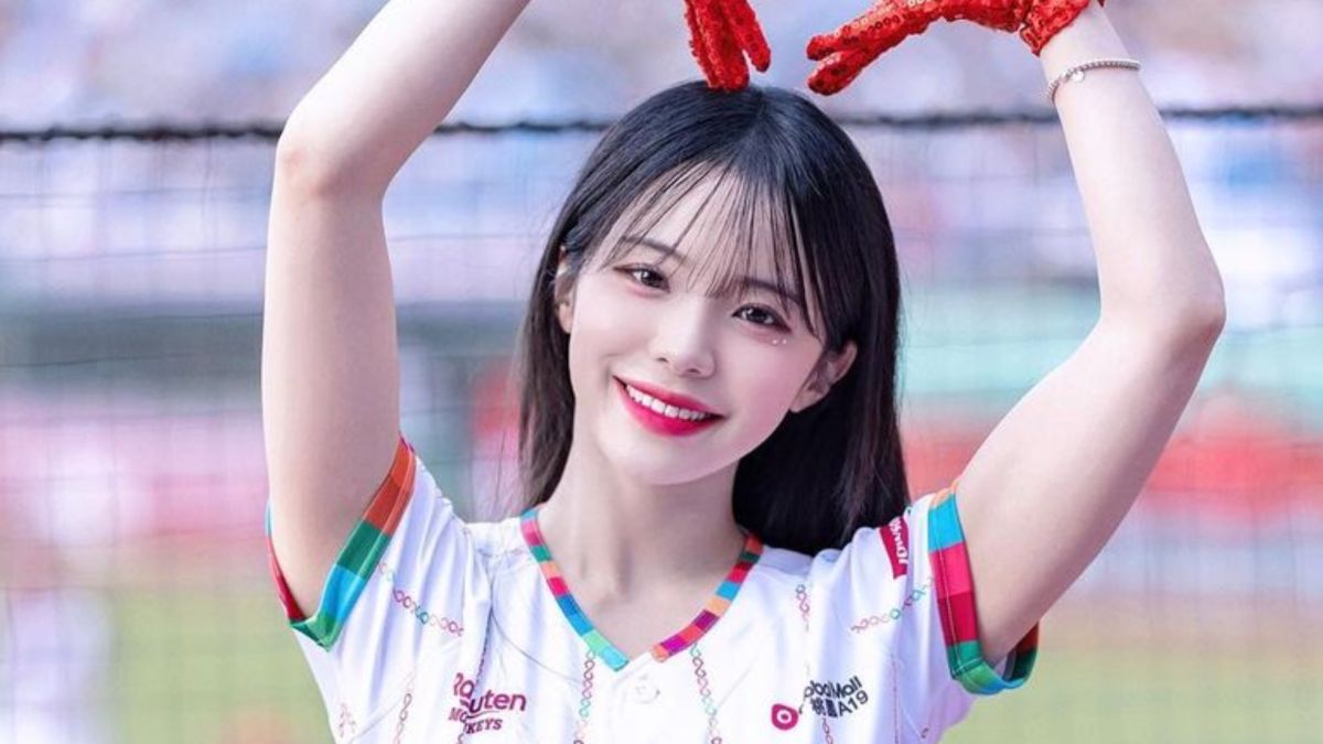 ▲李多慧21日賽後加碼跳起「扭臀舞」安撫大家輸球的心靈，結果卻被導播無情切走，不僅球迷們氣瘋，就連男主播都忍不住哀怨：「啊！導播切掉了！」（圖／李多慧IG）