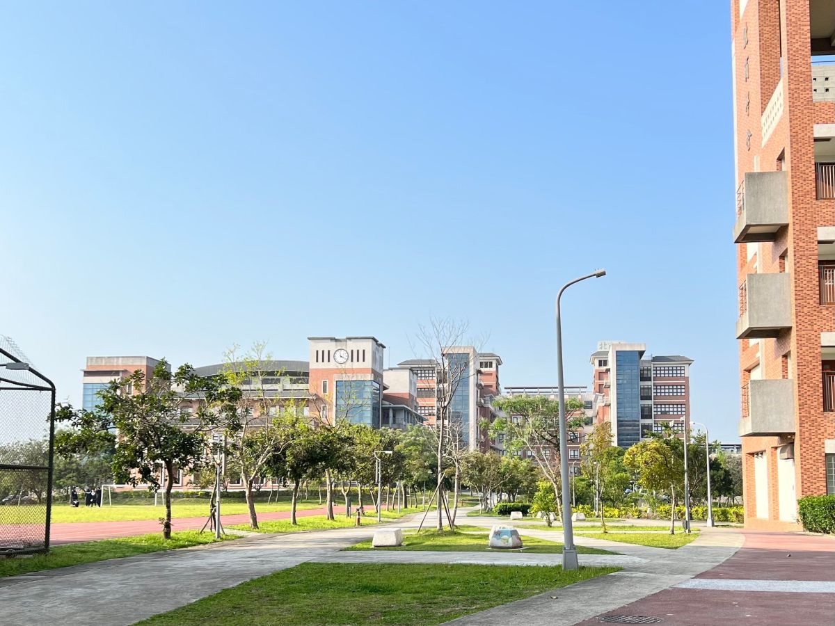 ▲台北商業大學數位多媒體設計系，上百學生連署抗議系上將停聘專案教師楊老師。（圖／翻攝自北商大數媒系臉書）