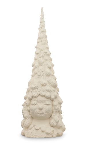 ▲日本超人氣藝術家奈良美智2016年經典雕塑《森林之子/奶油般的雪》，，森子為奈良美智的標誌性人物，森子的平靜美好希望帶給世界溫暖。（圖／羅芙奧提供）