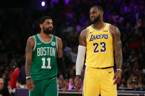 ▲「詹皇」LeBron James一直以來和Kyrie Irving重新合作，近期也有媒體鼓勵湖人去延攬後者。（圖／美聯社／達志影像）