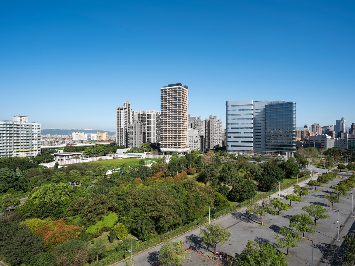 ▲歷經十餘年發展的Tpark，生活機能成熟且綠覆率達49%，是板橋燙金的科技特區。(圖/品牌提供)