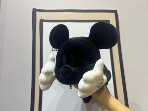 屈臣氏夏特賣開跑,集點商品推秒好抱面紙套。(圖/記者鍾怡婷攝) ▲屈臣氏夏特賣開跑,集點商品推秒好抱面紙套。(圖/記者鍾怡婷攝)