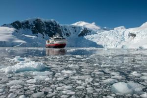 ▲為讓小資族也能圓南極夢！KKday推出南極「海達路德16天郵輪之旅」，6/15前限時下單再享每房現折20,000元優惠，折後每人242,270元起，相當於市價1/3的價格。（圖／KKday提供）