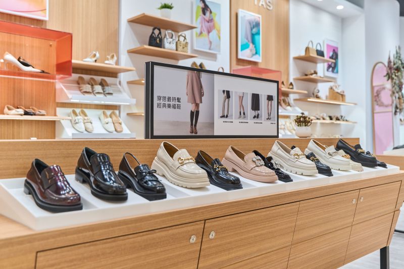 ▲東笙集團從1988年推出首個自營品牌，銷售成績一直是百貨公司女鞋區「冠軍霸主」。（圖／品牌提供）