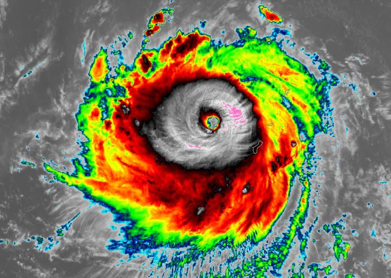 ▲瑪娃颱風即將挑戰強度第2次巔峰，威力、破壞力相當驚人。（圖／「台灣颱風論壇｜天氣特急 」）