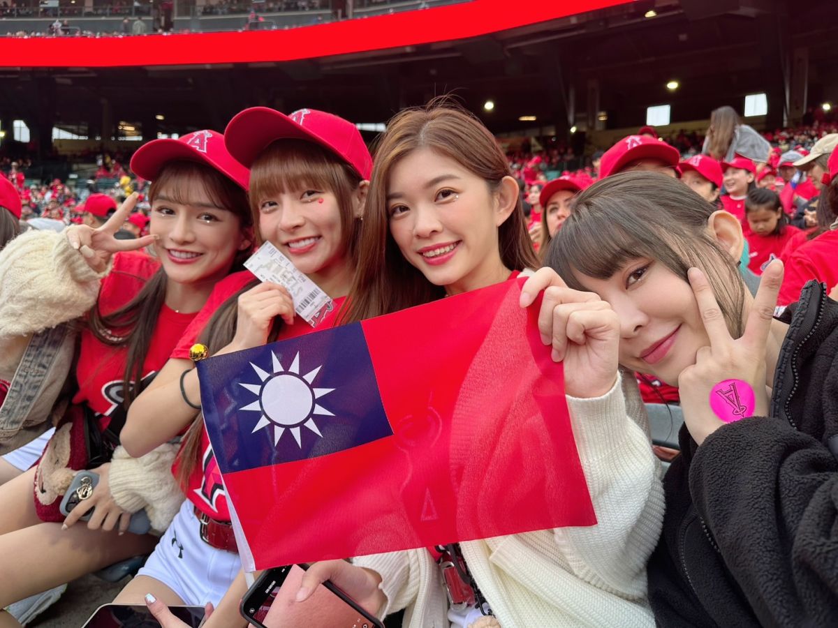 ▲天使台灣日活動，樂天女孩女團長壯壯領軍，現場熱舞並參訪天使球場。（圖／樂天桃猿提供）