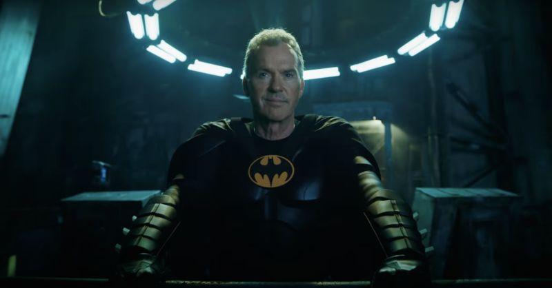 ▲麥可基頓在《閃電俠》飾演「蝙蝠俠」布魯斯韋恩。（圖／翻攝自華納兄弟台灣YouTube）