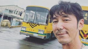  49歲李李仁考到大客車駕照了！不到3個月完成夢想　原因全為女兒
