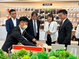 Sony Center LaLaport台中 ▲Sony Center LaLaport台中門市將於5/25盛大開幕,為消費者帶來完整的購物體驗!(圖/品牌提供)