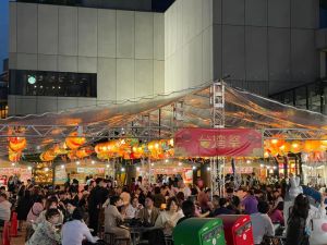 留言區也有去參加「台灣祭」的台人分享現場照片。(圖/臉書社團《爆廢公社二館》) ▲留言區也有去參加「台灣祭」的台人分享現場照片。(圖/臉書社團《爆廢公社二館》)