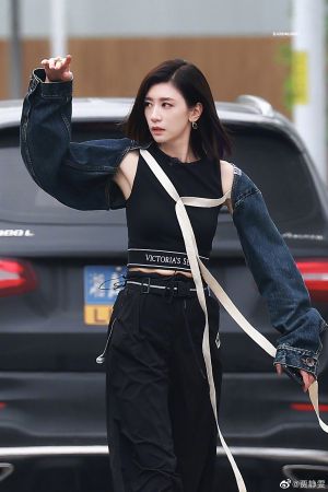 ▲48歲賈靜雯參戰大齡女團選秀節目《乘風2023》。(圖/翻攝自賈靜雯微博) ▲48歲賈靜雯參戰大齡女團選秀節目《乘風2023》。(圖/翻攝自賈靜雯微博)