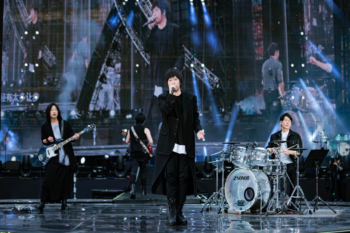 ▲五月天在北京鳥巢開唱6場，金馬影后周冬雨也現身支持。（圖／相信音樂提供）