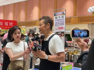 ▲徐乃麟鬆口對於藝人從政的看法。(圖/記者郭佩蓉攝) ▲徐乃麟鬆口對於藝人從政的看法。(圖/記者郭佩蓉攝)