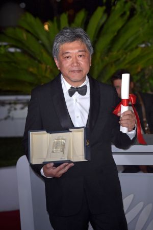 ▲日本名導是枝裕和的新片《怪物》拿下第76屆坎城影展最佳劇本獎。（圖／美聯社／達志影像）