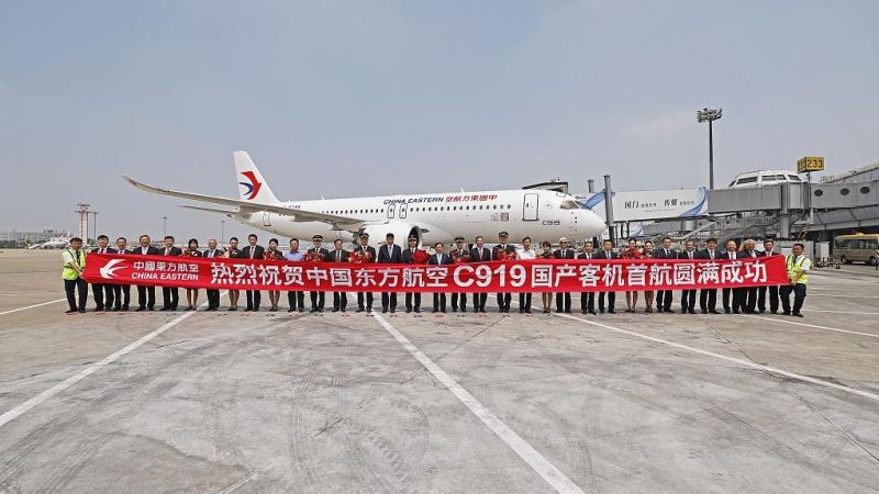 ▲中國商飛首架交付的C919大型客機今天完成首次商業航班載客飛行，自上海起飛至北京降落。（圖／翻攝自微博）