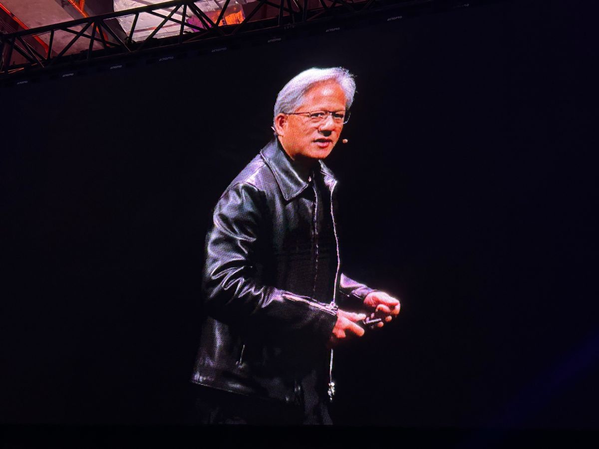 ▲「2023 年台北國際電腦展（COMPUTEX 2023）」登場前夕，主題演講由NVIDIA執行長暨創辦人黃仁勳打頭陣，湧入超過5000人報名人潮。（圖／記者鄭妤安攝影）