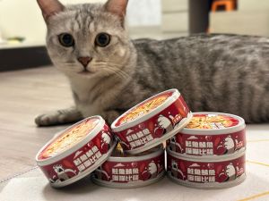 必勝客絕了!推「鮭魚鯖魚比薩罐頭」寵喵皇 明搶5000組人貓同享 ▲「喵皇同享餐」 478元起,套餐內容包含兩個小比薩買一送一口味任選。(圖/必勝客提供)