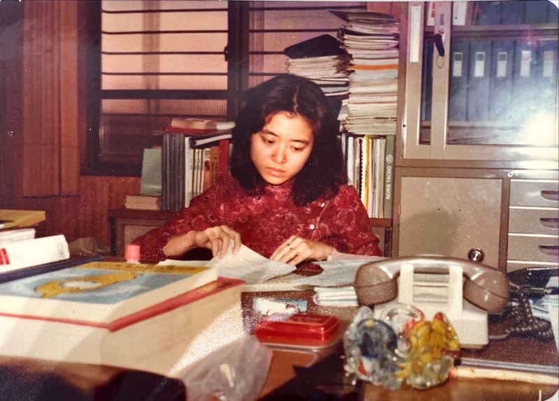 ▲磊山保經董事長李佳蓉 ,在踏入保險業前,也是個貿易女強人,畢業工作一年後,在24歲就自己開貿易公司。(圖/磊山保經提供)