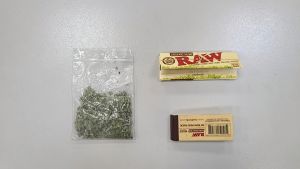 ▲警方查獲2.36公克大麻。（圖／翻攝畫面）