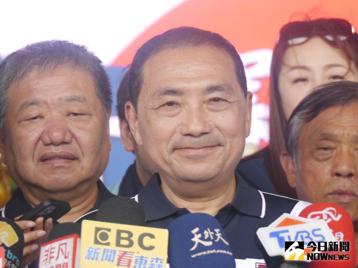 ▲對於民調再降黨內恐換柱聲浪再起的傳聞，侯友宜受訪回應大家一定都會同心齊力，團結面對。（圖 ／記者吳嘉億攝，2023.05.30）