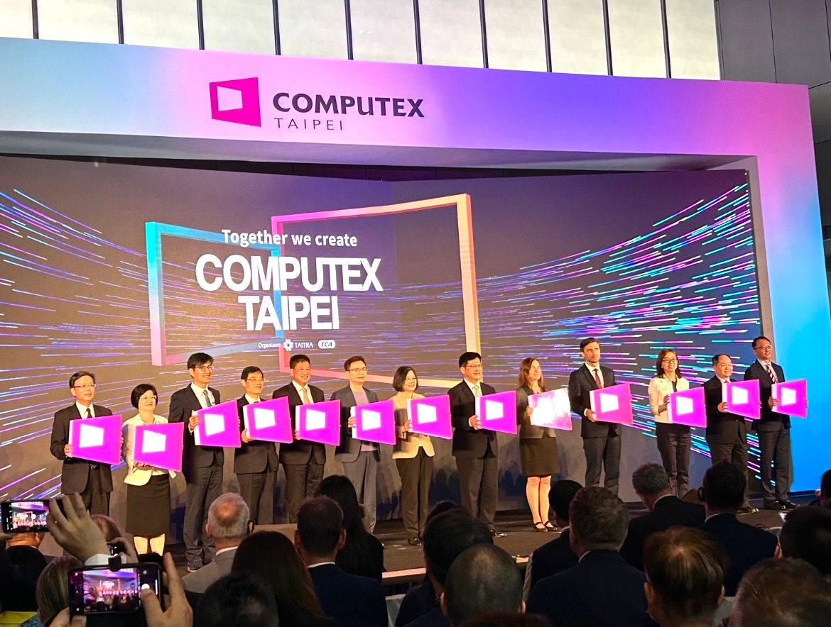 ▲COMPUTEX 2023 今（30）日登場，總計有1000家國內外科技大廠參與展出，共計3000展位。（圖／記者鄭妤安攝影）